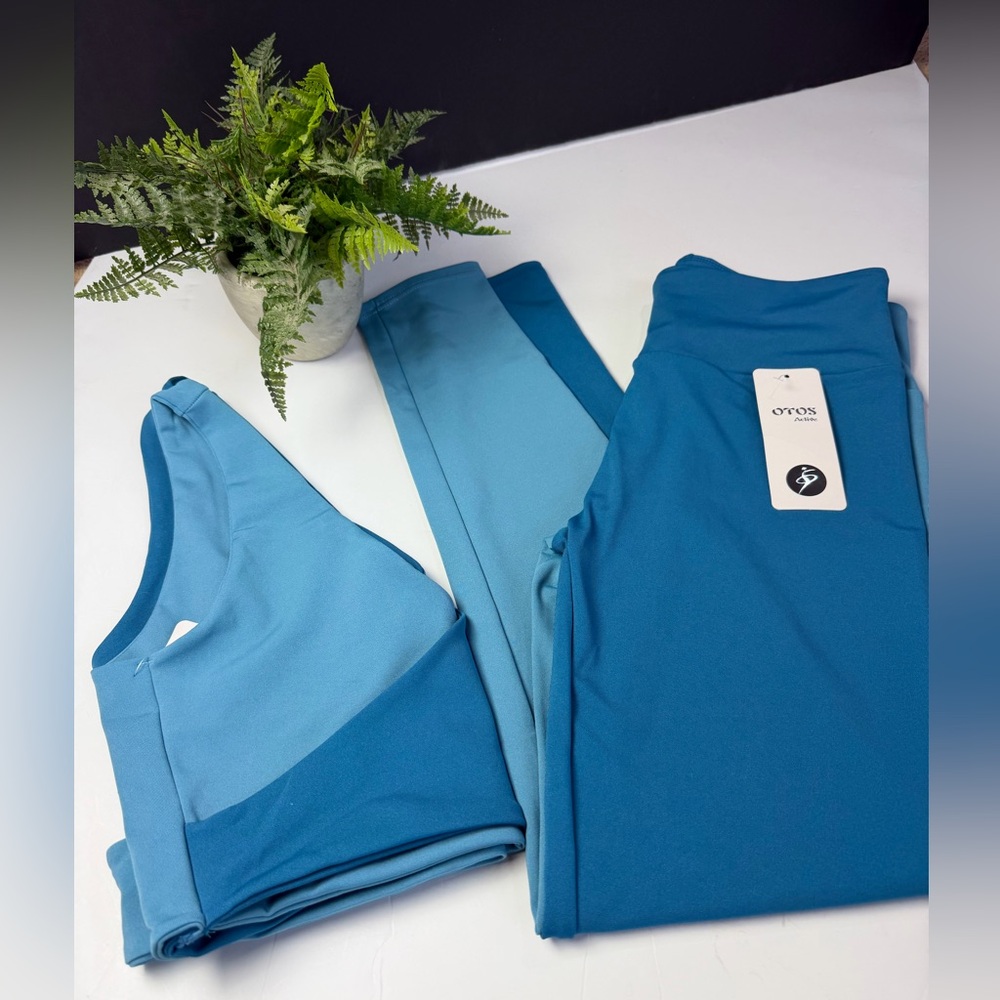 Sexy Work Out Set Color Color Block, Teal and Sky Blue 😎 NWT